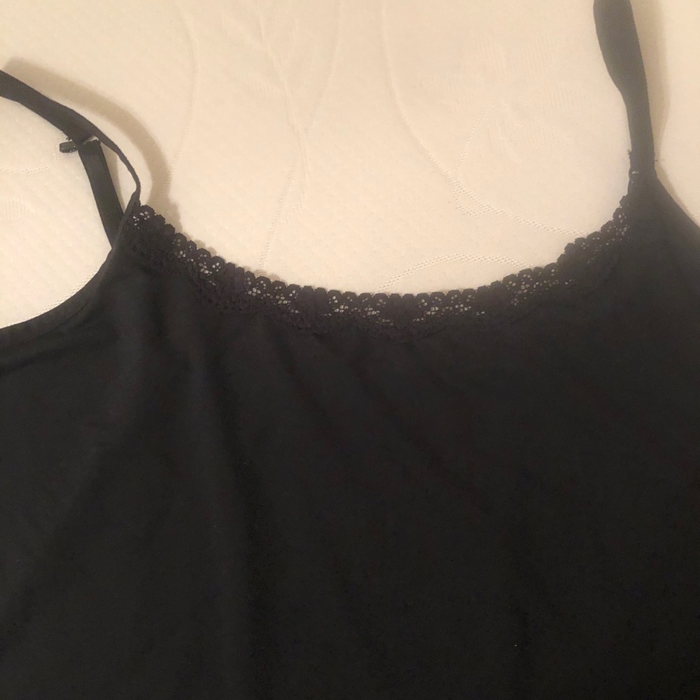 Secret Treasures Black Sleeveless Camisole Top - Picture 3 of 4